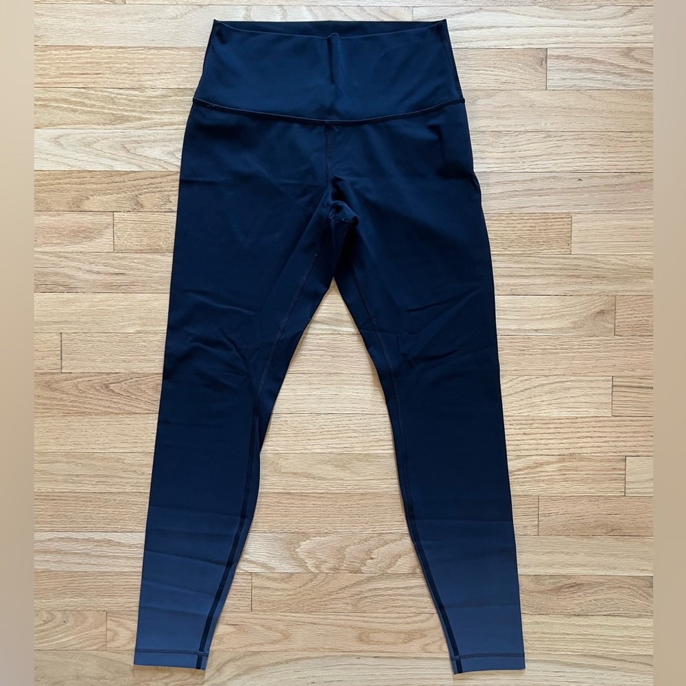 Lululemon Wunder Under ombré 25” legging. Size 8.
